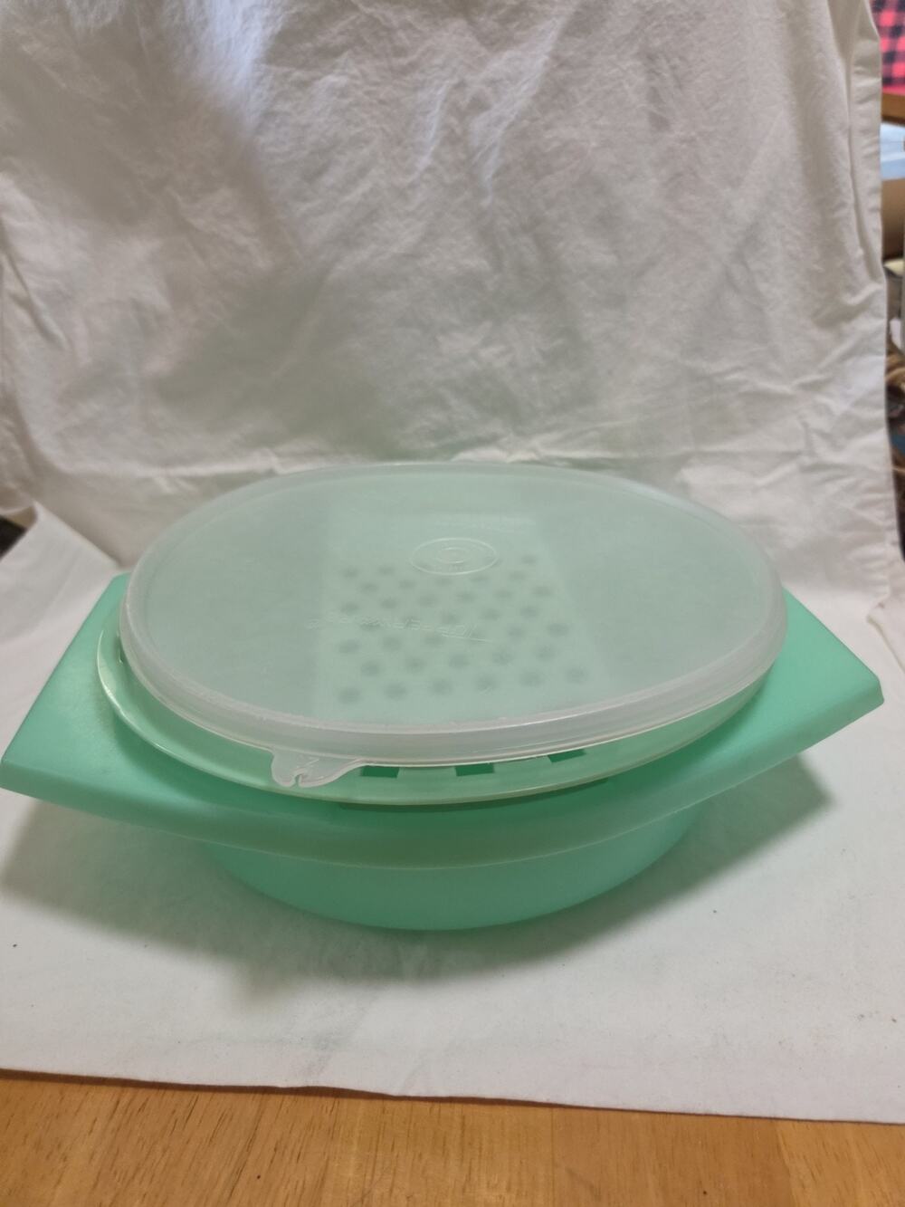 Vintage Tupperware 787 Cheese Grater Shredder & Bowl 786-8 Jadite Green & Top